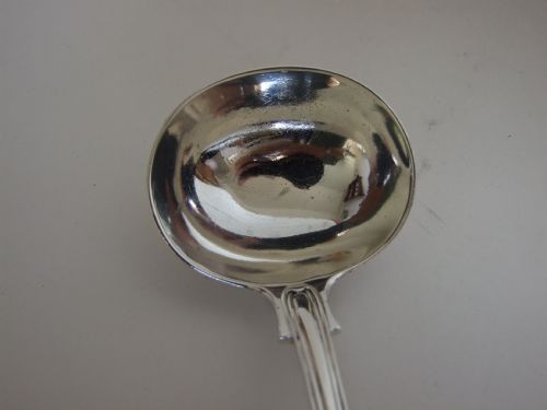 fig 1. A handsome Victorian gravy ladle in Fiddle & Thread pattern.