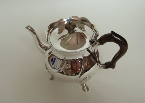 fig 1. A Victorian silver bachelors teapot by the Barnard Brothers.