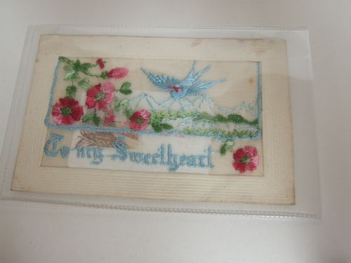 fig 2. A set of five First World War silk & embroidery postcards from France.