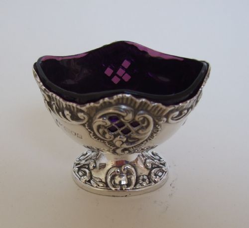 A Fabulous Edwardian Silver and Amethyst Condiment Tub.
