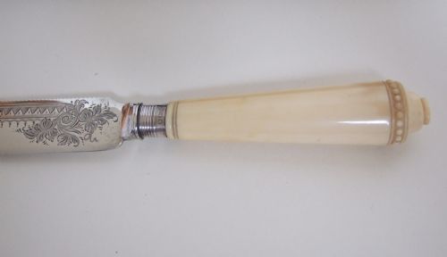 fig 1. A fabulous silver mounted and boxed Victorian Wedding Cake knife. 