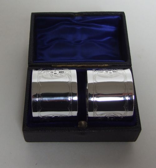 fig 1. A stunning pair of boxed Victorian silver napkin rings.