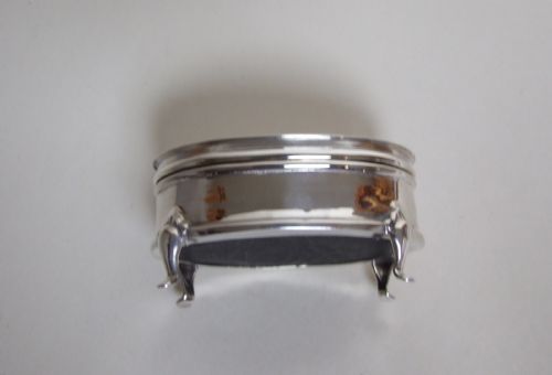 fig 1. A charming small silver Edwardian trinket box.