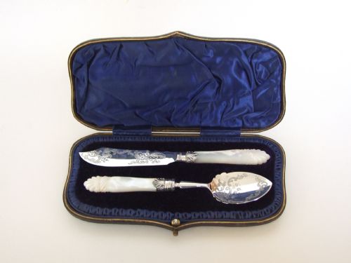A Charming Victorian Afternoon Tea Duo.