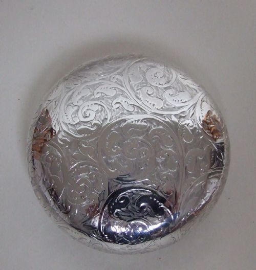 fig 1. A gorgeous Chester silver Edwardian tobacco box.