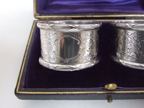 fig 1. A superb pair of quality George V silver napkin rings.