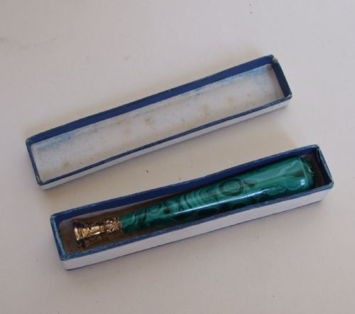 fig 1. A fabulous malachite seal with gold mount.