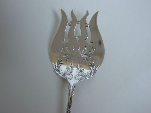 fig 1. A gorgeous Sterling silver Art Nouveau serving fork.