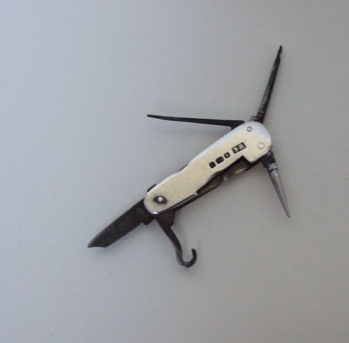 fig 1. A charming Victorian silver sewing tool set.