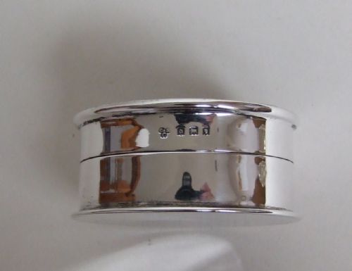 fig 1. A very large silver & tortoiseshell pillbox.