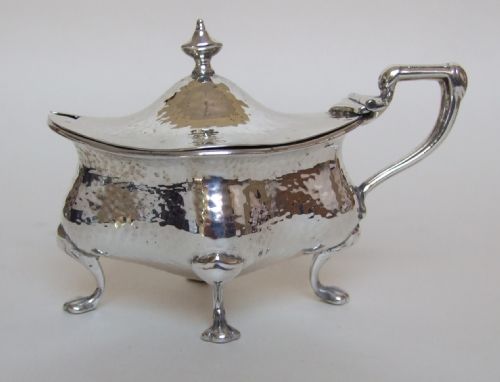 A Stylish Arts & Crafts Edwardian Silver Mustard Pot.