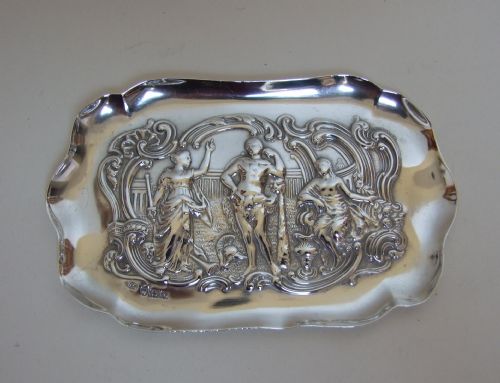 A William Comyns Victorian Silver Trinket Dish.