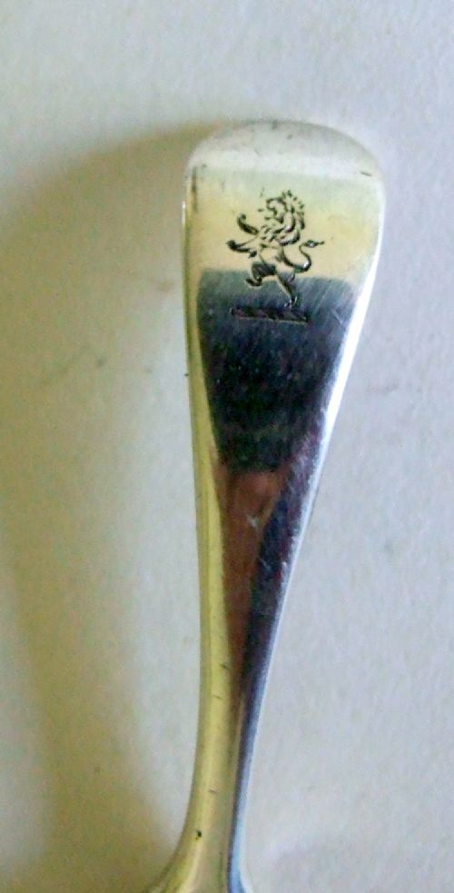 fig 1. A George Adams Victorian silver caddy spoon.