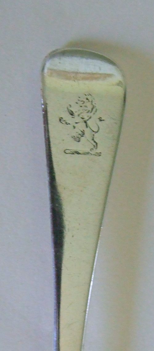 fig 1. A fine George IV silver butter knife.