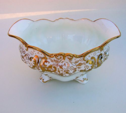 fig 1. A charming Hammersley twin lipped bowl.