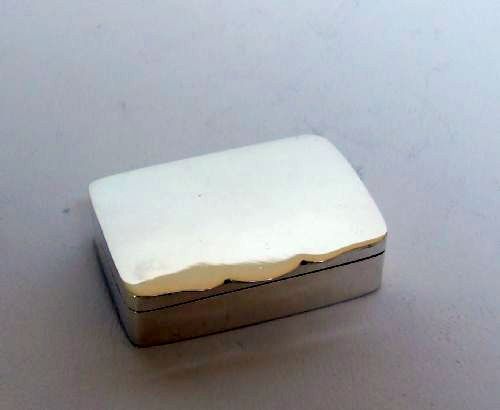 fig 1. A useful Edwardian silver gilt pillbox.