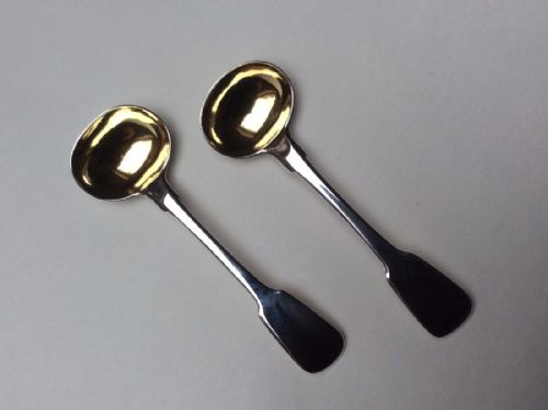fig 1. A pair of George IV Exeter silver condiment spoons.