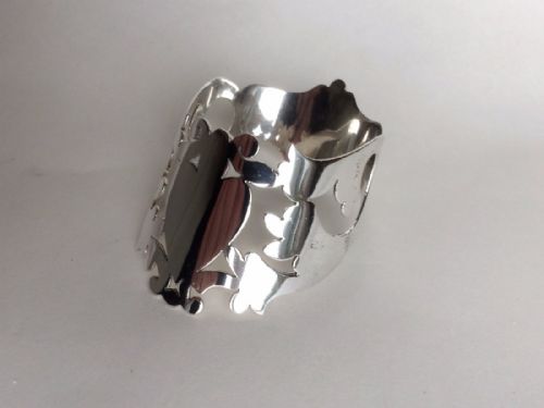 A Fine Pierced Edwardian Silver Napkin Ring.
