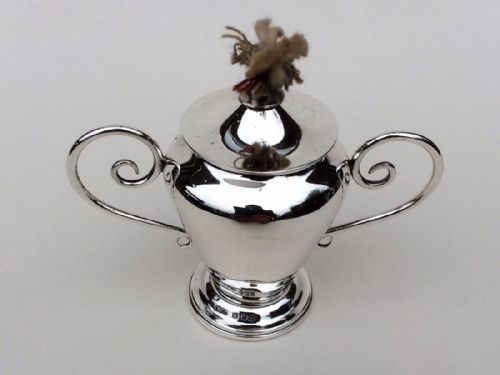 fig 1. An excellent Edwardian silver table lighter.