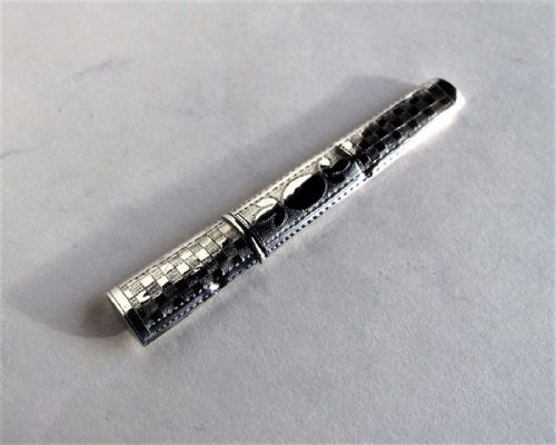 A Samuel Penbeton Georgian Silver Needle Case.