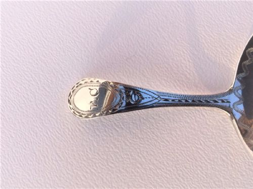fig 1. A fine 18th Century silver caddy spoon.