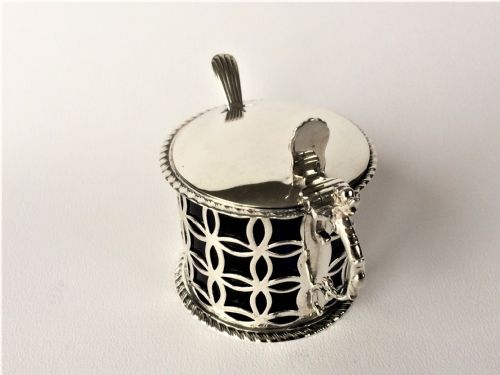 fig 1. A splendid pierced Edwardian silver drum mustard pot.