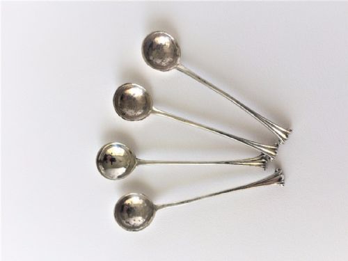 A Set of Four Silver Onslow Pattern Salt Spoons.