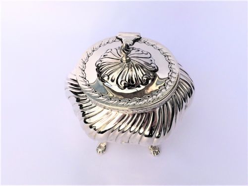 fig 1. A gorgeous Victorian silver tea caddy.