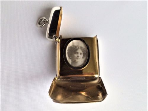 A Stunning Edwardian Silver Vesta/photo Frame Combination.