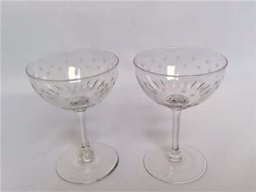A Pair of Victorian Star Etched and Cut Champagne Bowls.