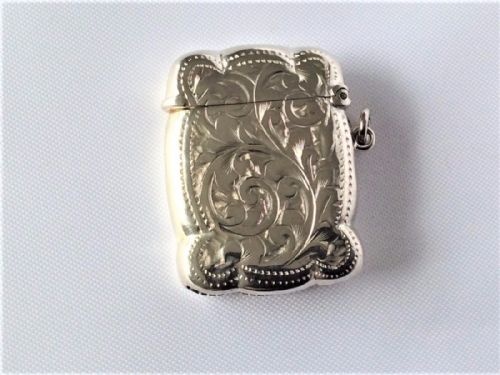 fig 1. An unusual shaped Edwardian silver vesta.