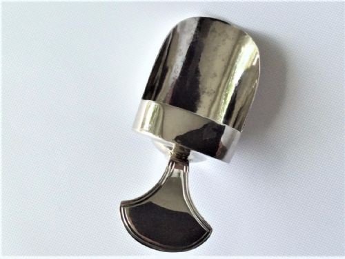 fig 1. An unusual Georgian silver novelty caddy spoon.