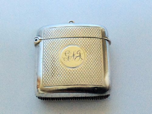 A Stylish Victorian Silver Vesta.