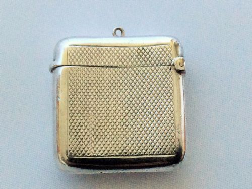 fig 1. A stylish Victorian silver vesta.