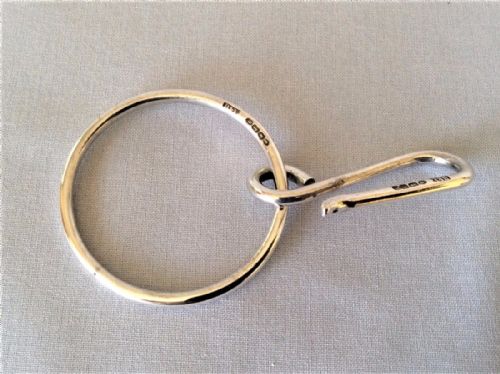 fig 1. A rare Victorian silver spool knave.