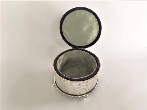 fig 1. An Edwardian naturalistic silver trinket box/pincushion.