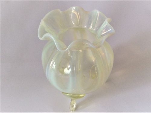 A Victorian Uranium and Vaseline Glass Posy Vase.
