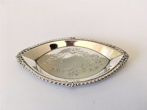 fig 1. A quality Edwardian silver trinket tray.