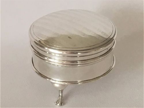 fig 1. A charming George V silver trinket box.
