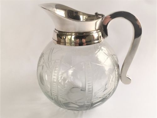 A Lovely Silver Plated Small Lemonade Jug.