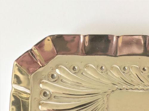 fig 1. A William Comyns Victorian silver trinket dish.