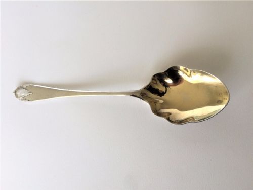 fig 1. A gorgeous boxed silver dessert serving duo
