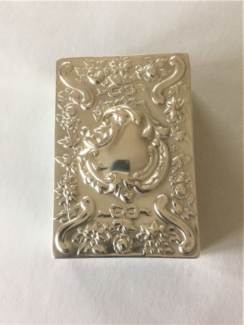 fig 1. A superb Wiiliam Comyns silver table match box