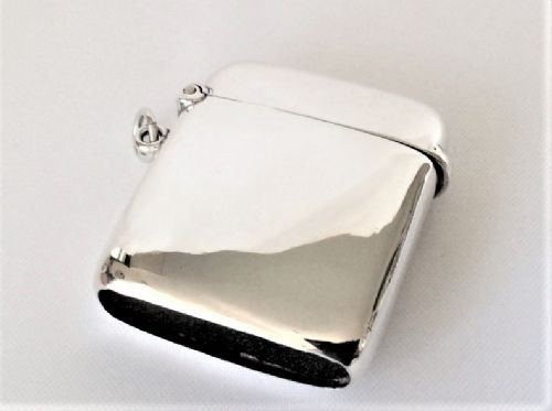 fig 1. A stylish Edwardian silver vesta