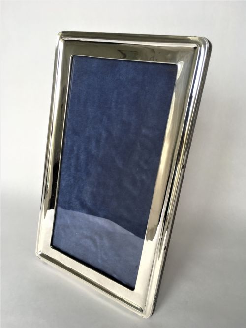 A Large George V Silver Photo Frame