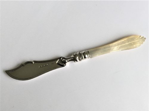 A Victorian Silver & Mother-of-pearl Butterknife