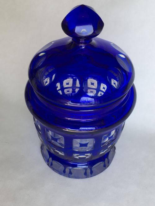 fig 1. A fabulous late Victorian cut glass biscuit barrel
