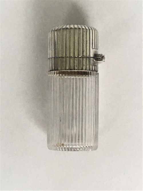 fig 1. A fine Samson Morden silver mounted scent bottle