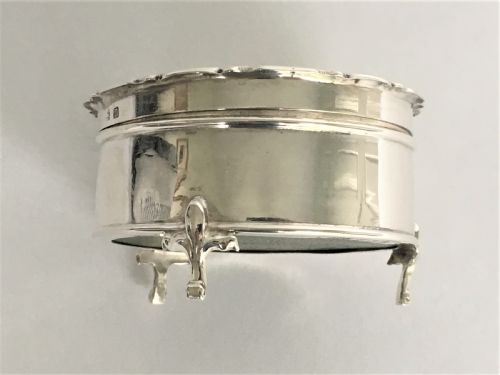 fig 1. A Mappin & Webb silver trinket box