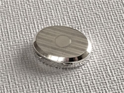 A George V Engine Turned Silver Pill Box